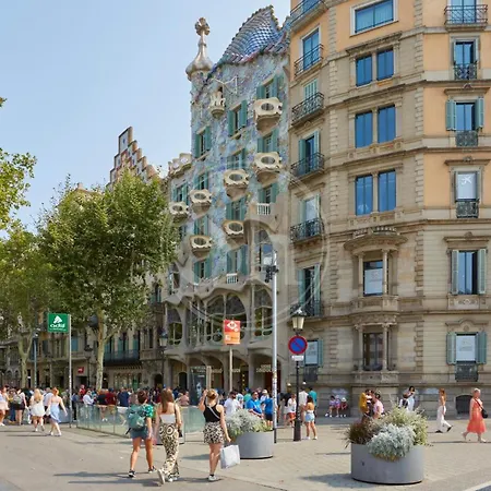 Practico Estudio En Paseo De Gracia Apartment